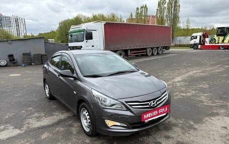 Hyundai Solaris II рестайлинг, 2015 год, 1 200 000 рублей, 12 фотография