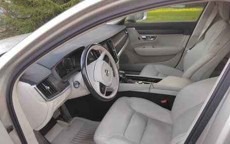 Volvo V90 Cross Country I рестайлинг, 2017 год, 3 200 000 рублей, 5 фотография