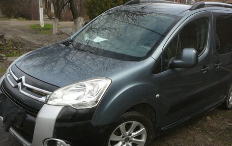 Citroen Berlingo II рестайлинг, 2011 год, 850 000 рублей, 10 фотография