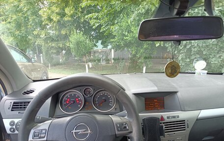 Opel Astra H, 2006 год, 320 000 рублей, 2 фотография