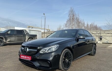 Mercedes-Benz E-Класс, 2015 год, 1 780 000 рублей, 1 фотография