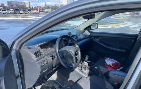 Toyota Corolla, 2003 год, 740 000 рублей, 10 фотография