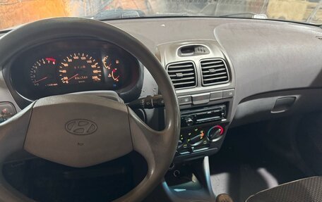 Hyundai Accent II, 2003 год, 135 000 рублей, 8 фотография