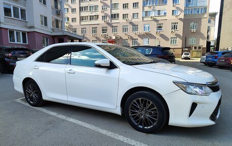 Toyota Camry, 2015 год, 1 640 000 рублей, 3 фотография