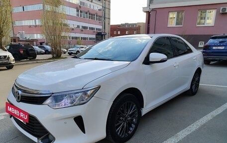 Toyota Camry, 2015 год, 1 640 000 рублей, 14 фотография