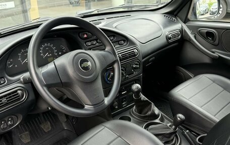 Chevrolet Niva I рестайлинг, 2020 год, 1 102 700 рублей, 8 фотография