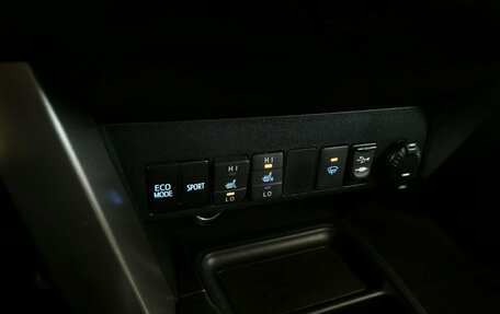 Toyota RAV4, 2014 год, 1 650 000 рублей, 9 фотография