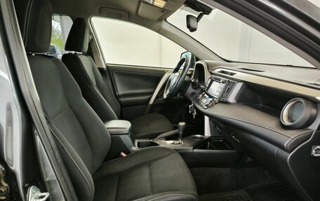 Toyota RAV4, 2014 год, 1 650 000 рублей, 13 фотография