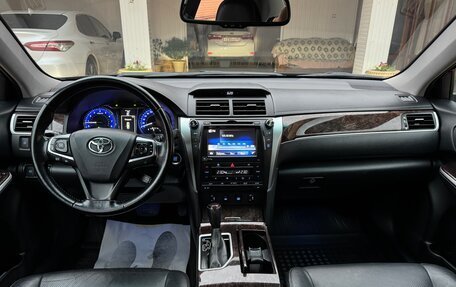 Toyota Camry, 2016 год, 2 250 000 рублей, 8 фотография