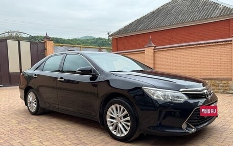 Toyota Camry, 2016 год, 2 250 000 рублей, 2 фотография