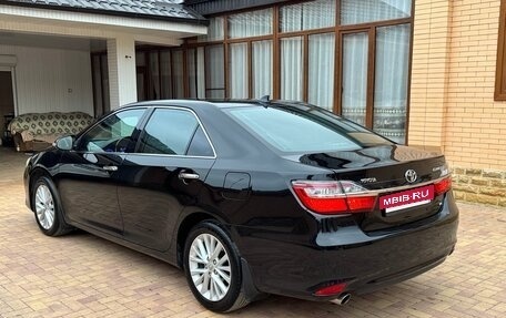 Toyota Camry, 2016 год, 2 250 000 рублей, 5 фотография