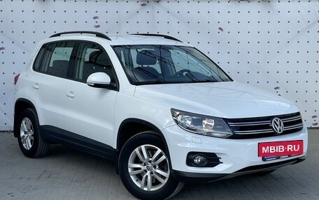 Volkswagen Tiguan I, 2014 год, 1 500 000 рублей, 2 фотография