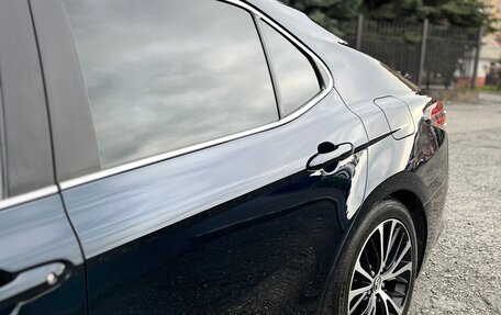 Toyota Camry, 2018 год, 2 280 000 рублей, 13 фотография