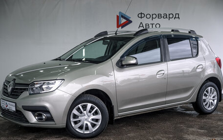 Renault Sandero II рестайлинг, 2018 год, 1 050 000 рублей, 2 фотография