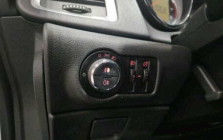 Opel Astra J, 2013 год, 680 000 рублей, 11 фотография