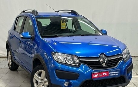 Renault Sandero II рестайлинг, 2014 год, 770 000 рублей, 2 фотография