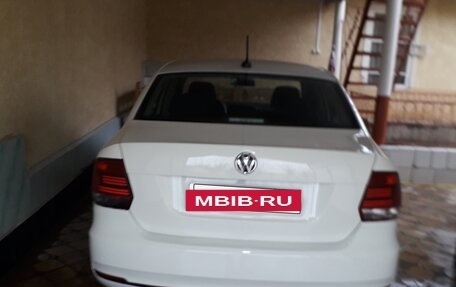 Volkswagen Polo VI (EU Market), 2017 год, 850 000 рублей, 3 фотография