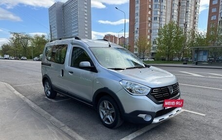 Dacia Dokker I рестайлинг, 2021 год, 2 300 000 рублей, 2 фотография