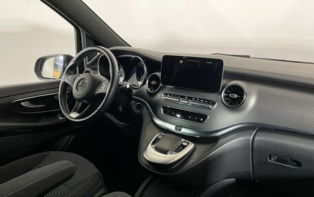 Mercedes-Benz V-Класс, 2021 год, 7 350 000 рублей, 9 фотография