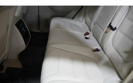 Volkswagen Touareg III, 2011 год, 2 100 000 рублей, 7 фотография