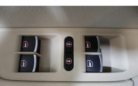 Volkswagen Touareg III, 2011 год, 2 100 000 рублей, 13 фотография