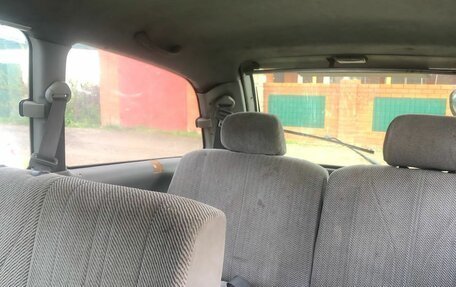 Toyota Estima III рестайлинг -2, 1994 год, 420 000 рублей, 8 фотография