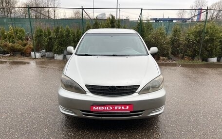 Toyota Camry V40, 2003 год, 620 000 рублей, 3 фотография