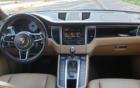 Porsche Macan I рестайлинг, 2015 год, 2 750 000 рублей, 6 фотография