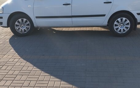 Volkswagen Sharan I рестайлинг, 2002 год, 650 000 рублей, 27 фотография