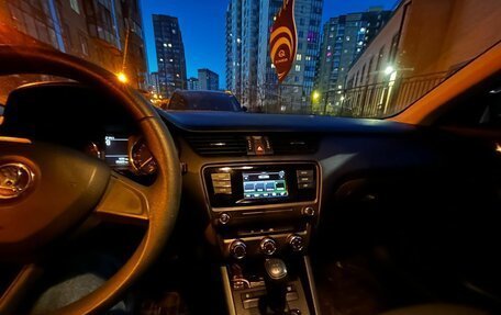 Skoda Octavia, 2015 год, 1 300 000 рублей, 5 фотография