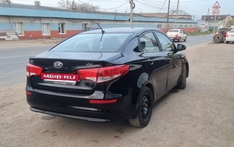 KIA Rio III рестайлинг, 2016 год, 950 000 рублей, 4 фотография
