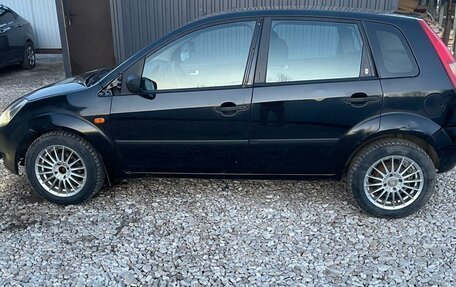 Ford Fiesta, 2002 год, 200 000 рублей, 11 фотография