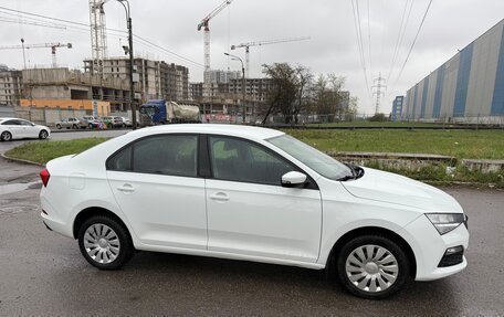 Skoda Rapid II, 2021 год, 1 299 000 рублей, 2 фотография