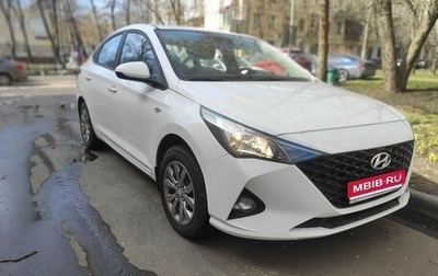 Hyundai Solaris II рестайлинг, 2021 год, 2 000 000 рублей, 1 фотография