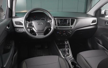 Hyundai Solaris II рестайлинг, 2021 год, 1 600 000 рублей, 6 фотография