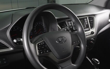 Hyundai Solaris II рестайлинг, 2021 год, 1 600 000 рублей, 15 фотография