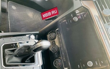 Volkswagen Passat B8 рестайлинг, 2017 год, 1 690 000 рублей, 10 фотография