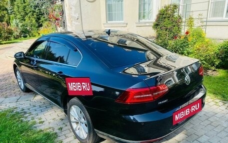 Volkswagen Passat B8 рестайлинг, 2017 год, 1 690 000 рублей, 3 фотография