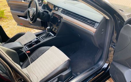 Volkswagen Passat B8 рестайлинг, 2017 год, 1 690 000 рублей, 17 фотография
