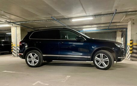 Volkswagen Touareg III, 2016 год, 4 100 000 рублей, 3 фотография