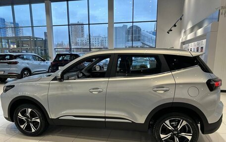 Chery Tiggo 4 I рестайлинг, 2025 год, 2 420 000 рублей, 3 фотография