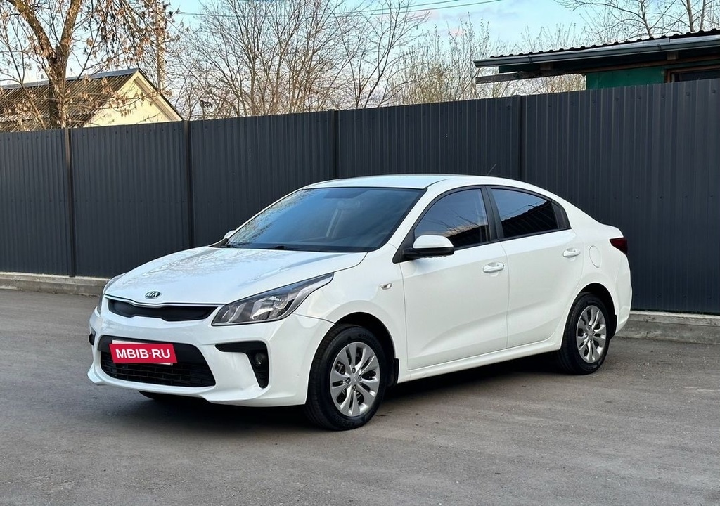 KIA Rio, 2017 год, 1 070 000 рублей, 2 фотография
