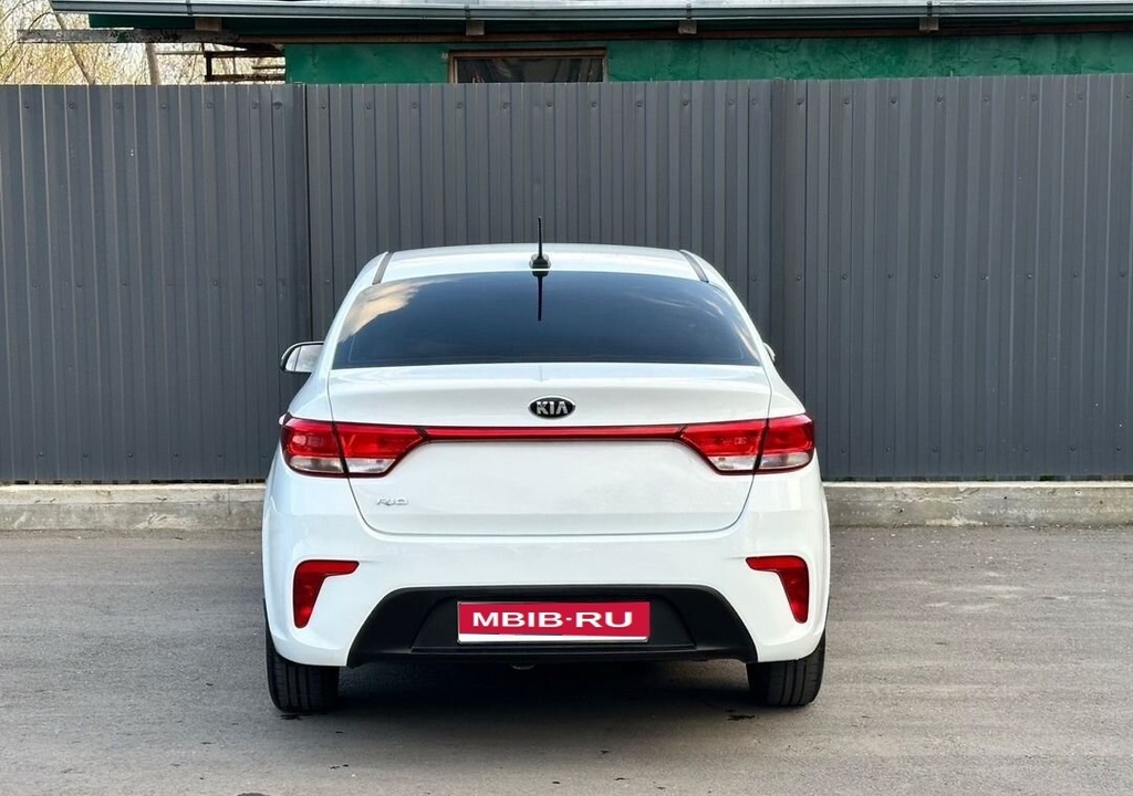 KIA Rio, 2017 год, 1 070 000 рублей, 6 фотография
