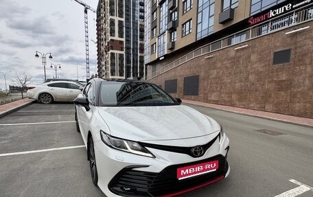 Toyota Camry, 2021 год, 3 400 000 рублей, 1 фотография