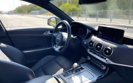 KIA Stinger I, 2023 год, 4 100 000 рублей, 16 фотография