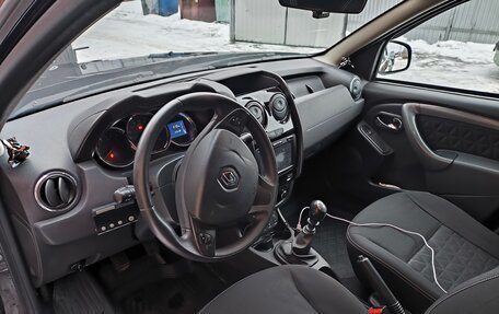 Renault Duster I рестайлинг, 2017 год, 1 300 000 рублей, 9 фотография