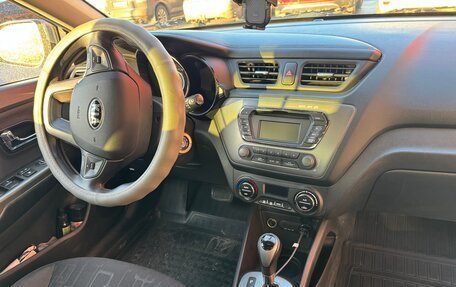 KIA Rio III рестайлинг, 2013 год, 865 000 рублей, 8 фотография