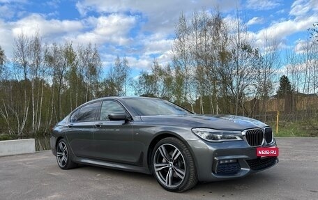BMW 7 серия, 2015 год, 3 400 000 рублей, 3 фотография