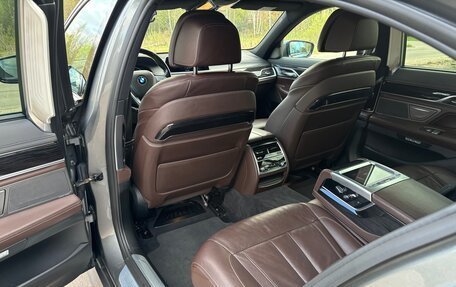 BMW 7 серия, 2015 год, 3 400 000 рублей, 11 фотография