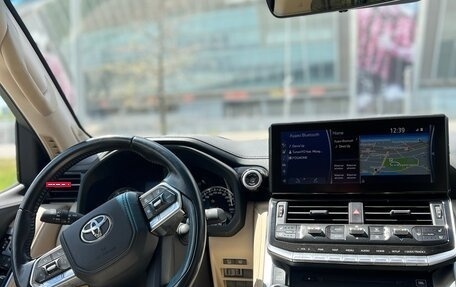 Toyota Land Cruiser, 2021 год, 10 800 000 рублей, 7 фотография
